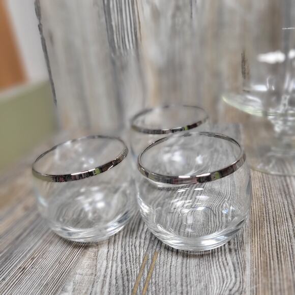 Vintage Brandy Snifter Cocktail Pitcher 6 Roly Poly Tumblers Swizzle, Silver Rim - Picture 3 of 8